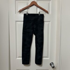 Lululemon wunder train high rise crop size 6 euc
